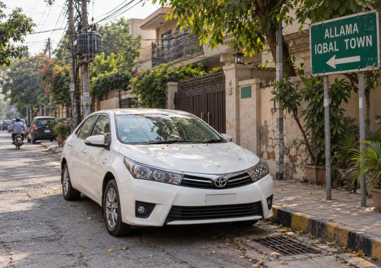 Allama Iqbal Town Street Scene